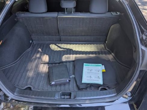 Used 2017 Toyota Prius Two w/ Prius Two Safety Plus Package FWD image 13