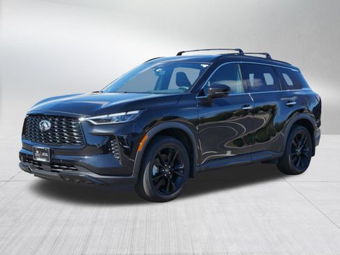 Certified 2025 INFINITI QX60 Luxe w/ Black Edition AWD/4WD image 3