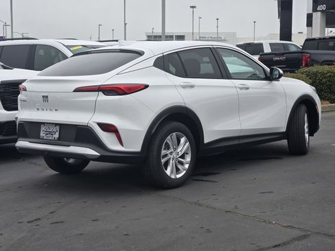 New 2025 Buick Envista Preferred w/ Convenience I Package image 4