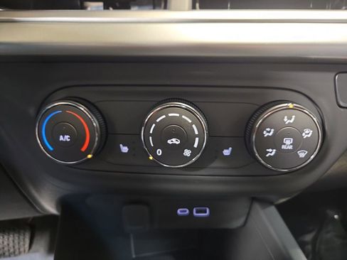 New 2026 Chevrolet Trax LS w/ LS Convenience Package image 55