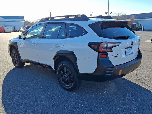 Used 2023 Subaru Outback Wilderness image 7