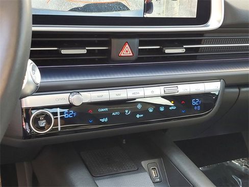 Certified 2024 Hyundai Ioniq 6 Limited image 19