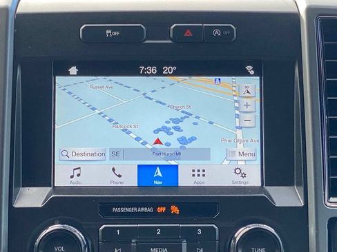 Used 2018 Ford F150 XLT w/ Equipment Group 302A Luxury AWD/4WD image 25