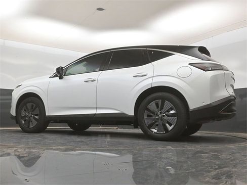 New 2025 Nissan Murano SL image 17