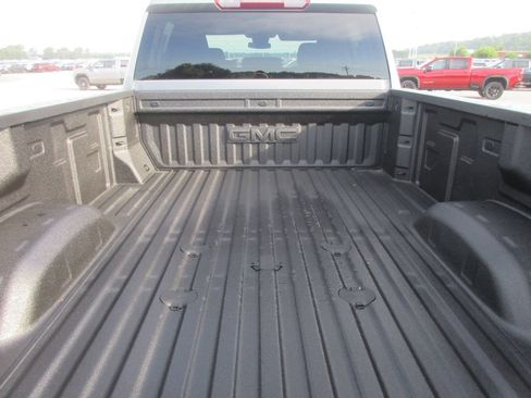 New 2026 GMC Sierra 3500 SLE w/ SLE Value Package AWD/4WD image 7