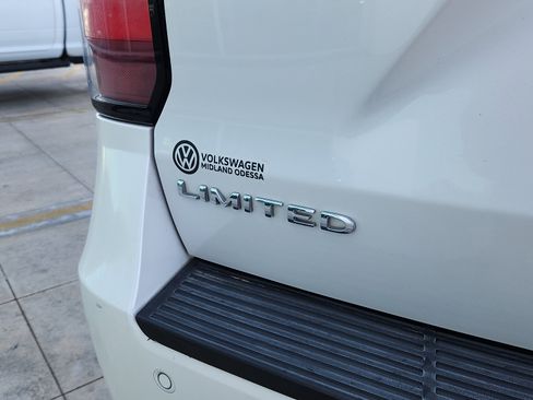 Used 2019 Ford Expedition Limited w/ Equipment Group 301A image 10