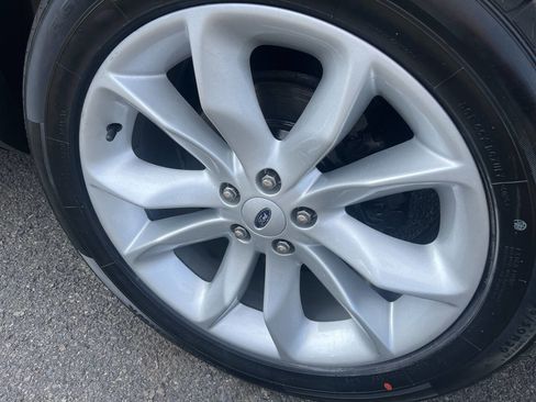 Used 2011 Ford Explorer Limited w/ 301A Rapid Spec Order Code image 9