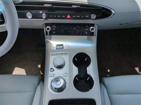 New 2026 Genesis GV70 2.5T Advanced image 17