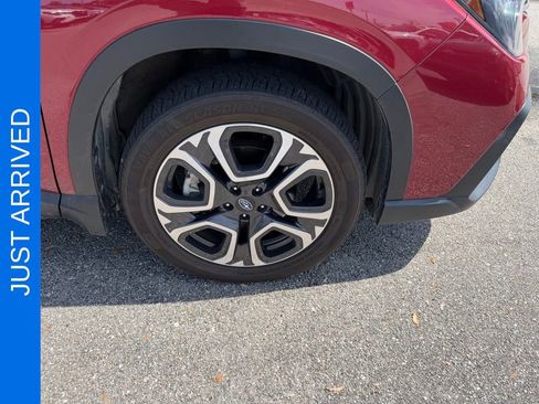 Used 2023 Subaru Ascent Touring AWD/4WD image 4