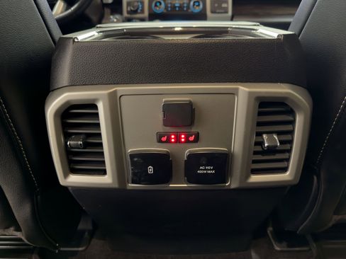 Used 2020 Ford F150 Lariat w/ Equipment Group 502A Luxury image 27