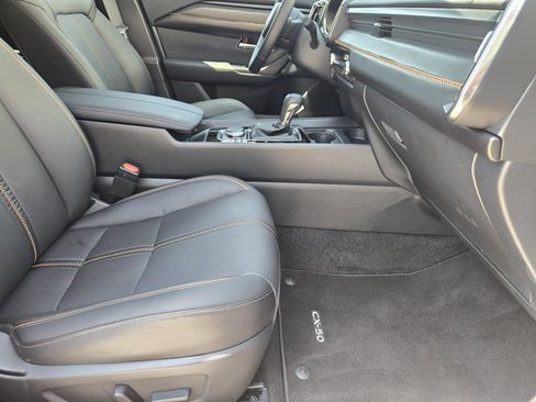 Used 2025 MAZDA CX-50 AWD 2.5 S w/ Premium Plus Pkg image 17