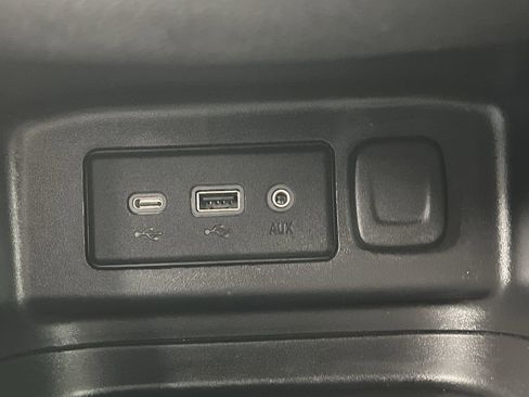 Certified 2023 Chevrolet Equinox LT image 22