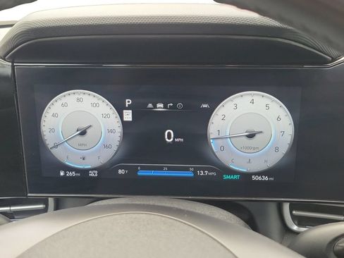 Used 2025 Hyundai Elantra SEL FWD image 21