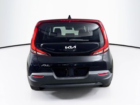 Used 2022 Kia Soul LX FWD image 29