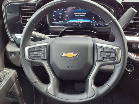 Used 2025 Chevrolet Silverado 1500 LT RWD image 20