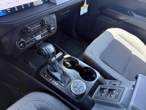 Used 2025 Ford Bronco Big Bend AWD/4WD image 13