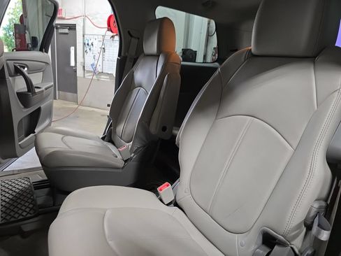 Used 2017 GMC Acadia Limited SLT FWD image 17