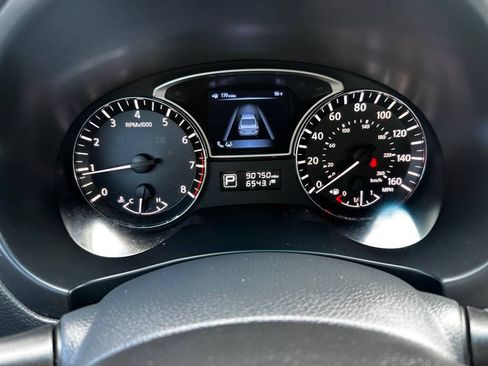 Used 2013 Nissan Altima 3.5 SL w/ Technology Pkg FWD image 15