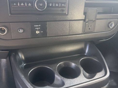 Used 2015 Chevrolet Express 2500 w/ Cold Climate Package RWD image 7