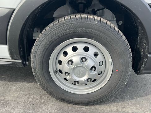 New 2026 Ford Transit 350 148 Medium Roof AWD image 16