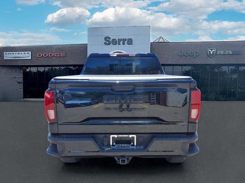 Used 2023 GMC Sierra 1500 Pro w/ Graphite Edition AWD/4WD image 5
