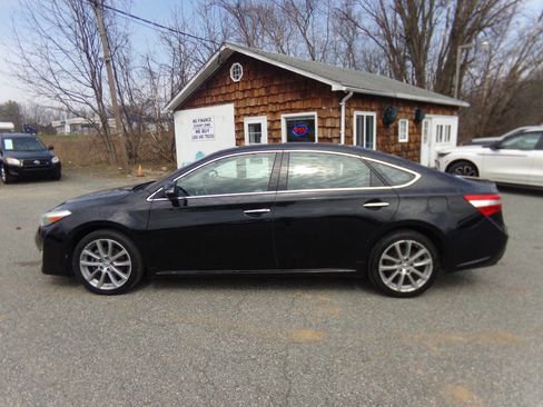 Used 2014 Toyota Avalon XLE Touring image 9