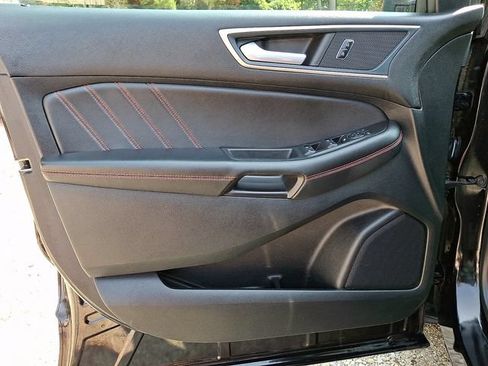 Certified 2024 Ford Edge ST-Line AWD/4WD image 14