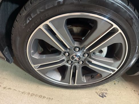 Used 2013 Ford Mustang Premium w/ Electronics Pkg RWD image 27