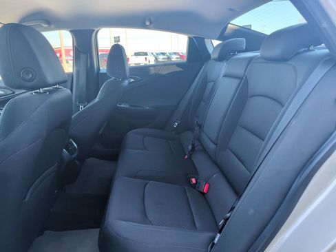 Used 2016 Chevrolet Malibu LT image 18