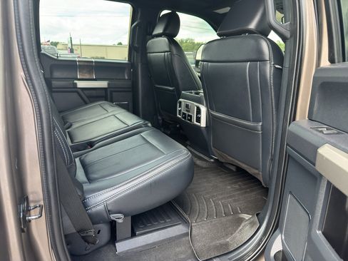 Used 2022 Ford F350 Lariat w/ Lariat Ultimate Package AWD/4WD image 23