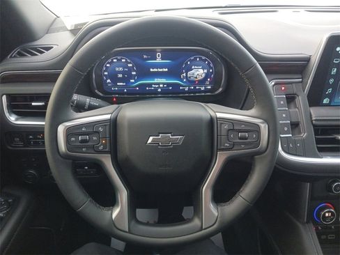 Used 2023 Chevrolet Tahoe Z71 w/ Z71 Off-Road Package image 17