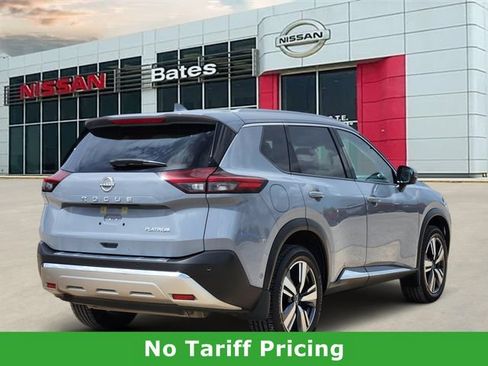 Used 2023 Nissan Rogue Platinum w/ Platinum Premium Package FWD image 4