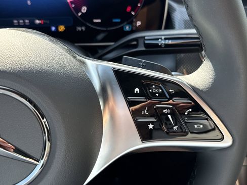 New 2026 Mercedes-Benz GLC 300 image 22