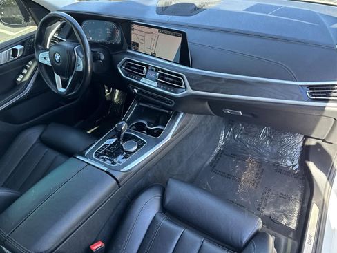 Used 2022 BMW X7 xDrive40i w/ Premium Package image 44