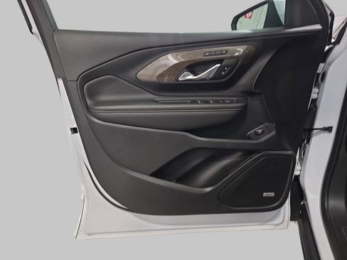 Used 2023 GMC Terrain Denali w/ Denali Premium Package image 30