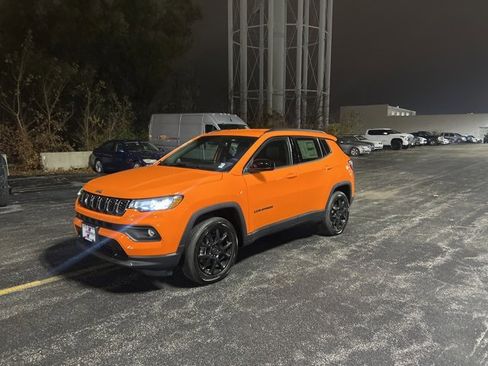 New 2026 Jeep Compass Latitude image 1