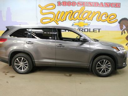 Used 2017 Toyota Highlander XLE