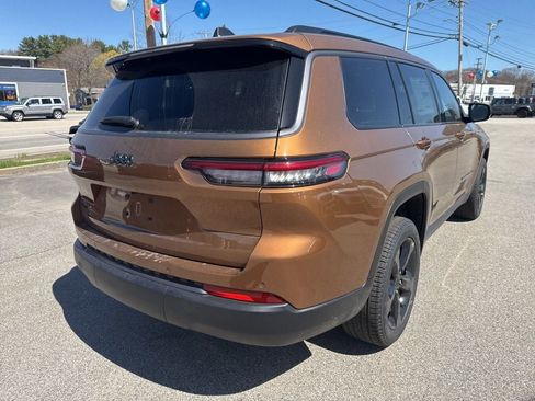 New 2026 Jeep Grand Cherokee L Limited AWD/4WD image 5
