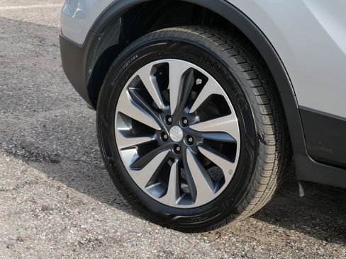 Used 2021 Buick Encore Preferred FWD image 7