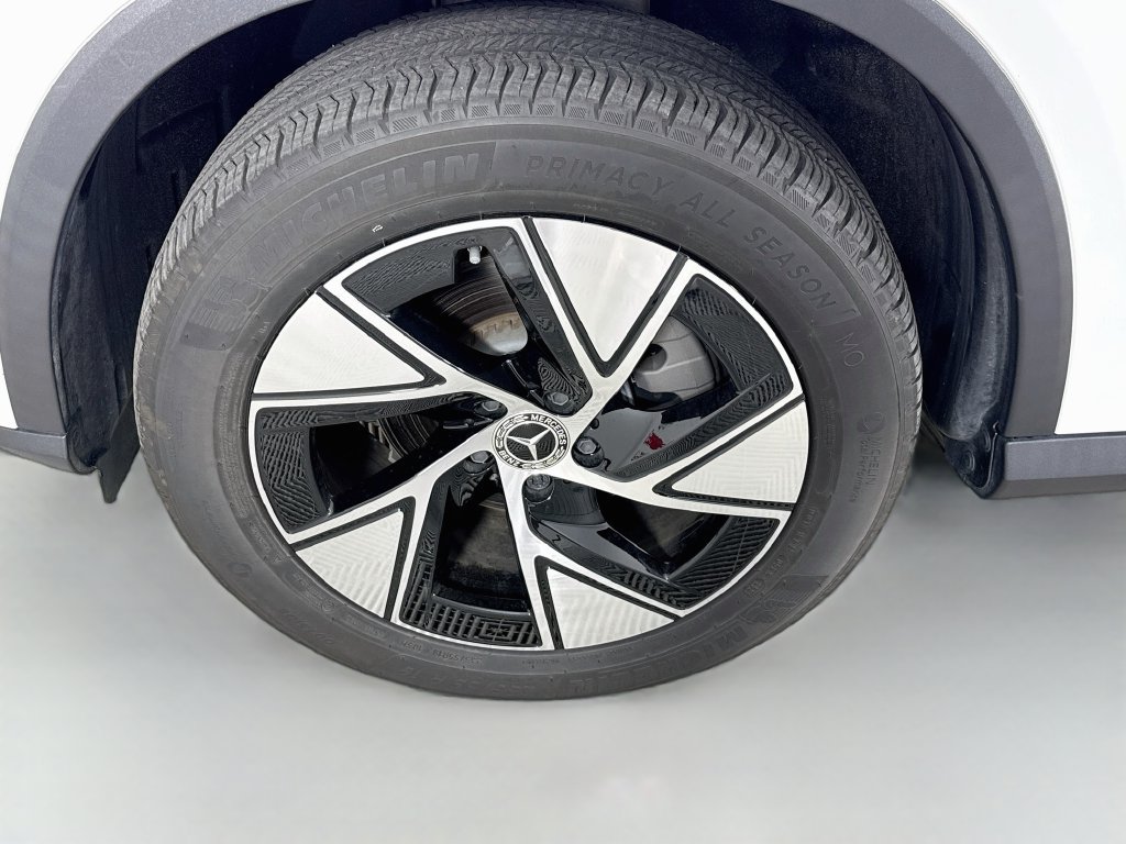 Used 2024 Mercedes-Benz GLC 300 image 29