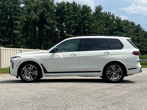 Used 2024 BMW X7 M60i w/ Executive Package AWD/4WD image 4