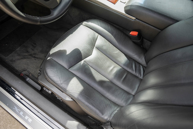 Used 2006 Cadillac XLR RWD image 38
