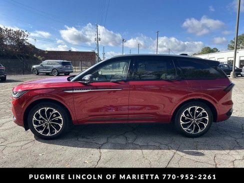 New 2026 Lincoln Nautilus Reserve image 4