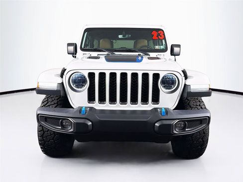 Used 2023 Jeep Wrangler Unlimited Rubicon 4xe w/ Cold Weather Group AWD/4WD image 6