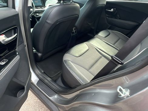 Used 2022 Kia Niro EX w/ Cold Weather Package image 22