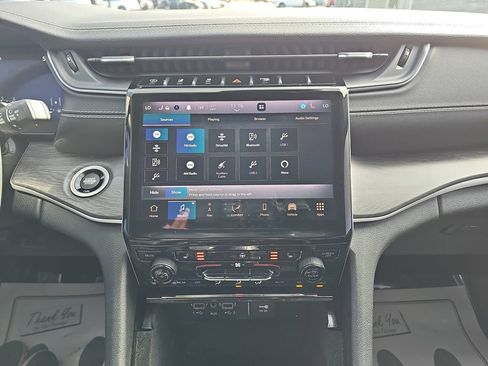 Used 2021 Jeep Grand Cherokee L Limited image 26