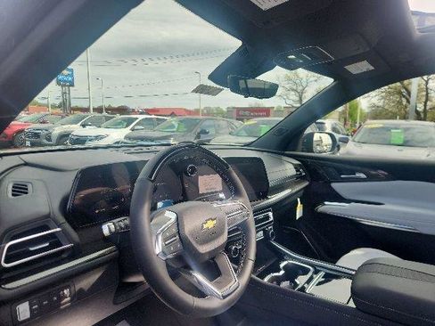 New 2026 Chevrolet Traverse High Country AWD/4WD image 10