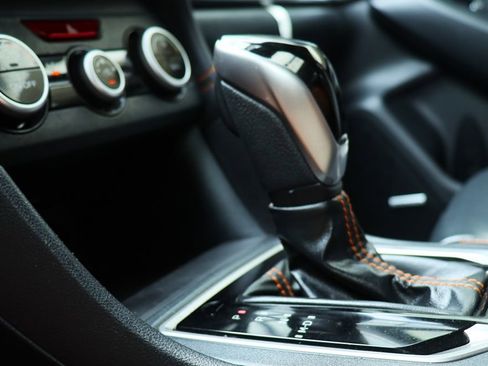 Used 2020 Subaru Crosstrek 2.0i Limited w/ Moonroof Package w/Navigation image 53