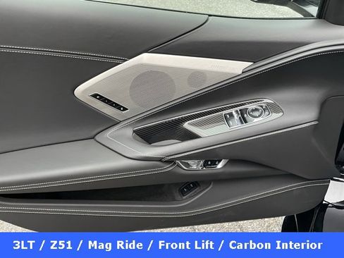 Used 2020 Chevrolet Corvette Stingray Premium Cpe w/ 3LT Preferred Equipment Group image 17