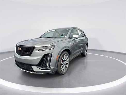 Used 2024 Cadillac XT6 Sport image 4